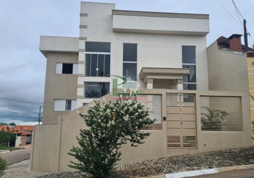 CASA PADRÃO - PQ ATENAS DO SUL